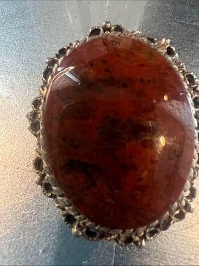 Vintage Brown Agate Brooch with Silver-Tone Filigree - Vintage